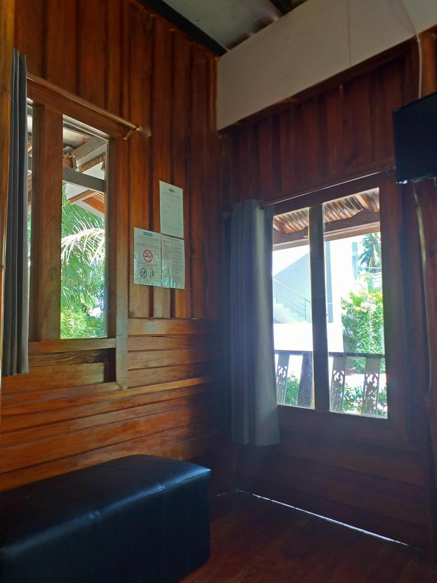 The Ford Sunset Beach Resort Wok Tum Exterior photo