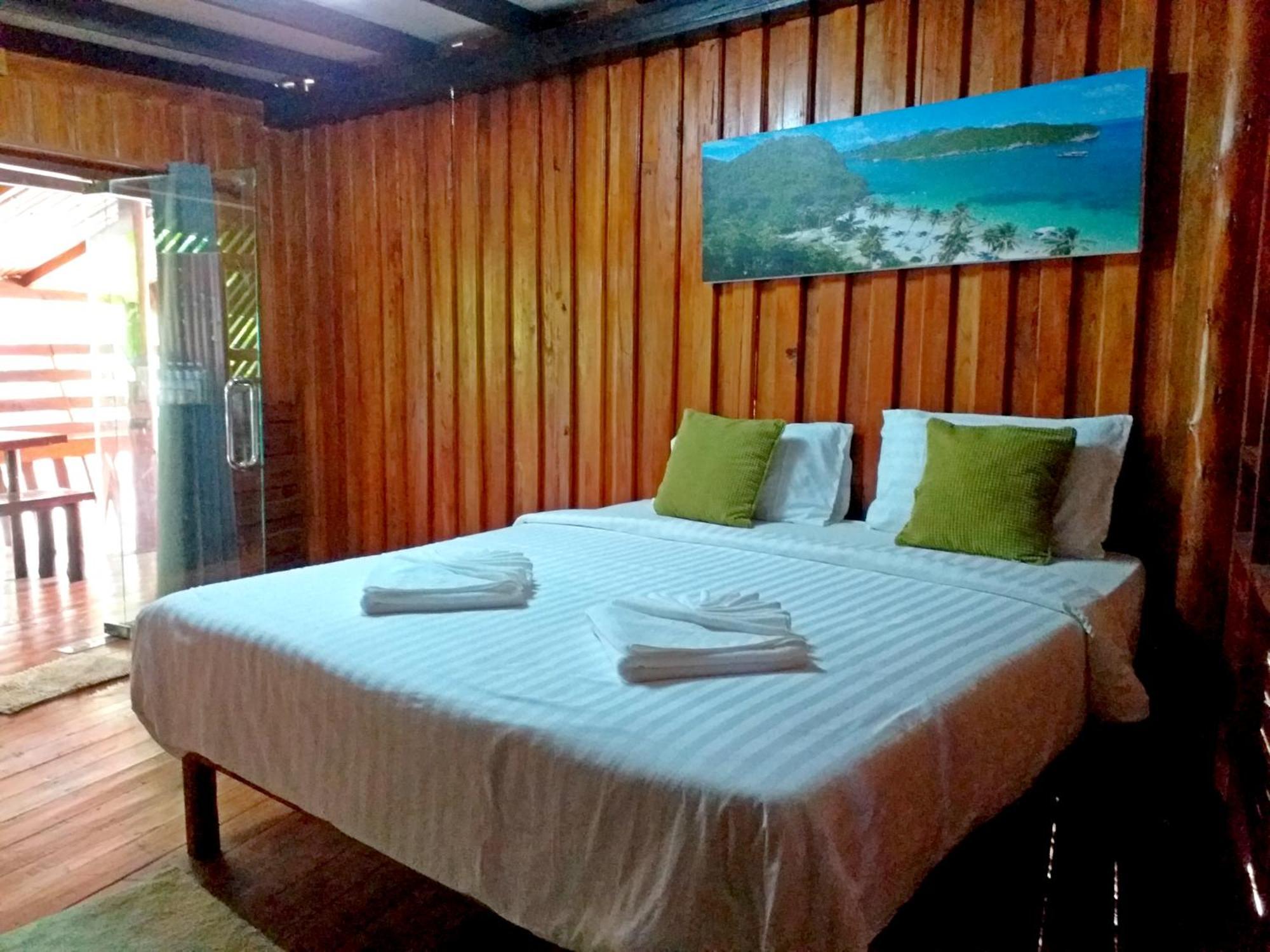 The Ford Sunset Beach Resort Wok Tum Exterior photo
