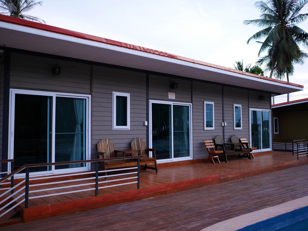 The Ford Sunset Beach Resort Wok Tum Exterior photo